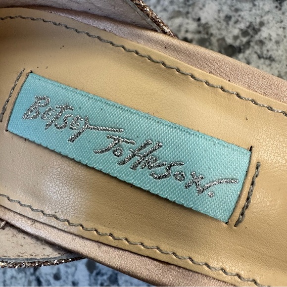 Betsey Johnson Champagne Glitter Heels Open Toe Ankle Strap Size 8 Party Festive - Picture 2 of 12